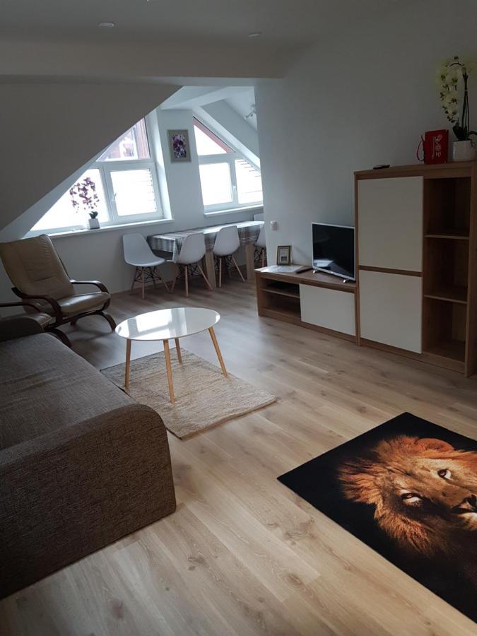 Liuto Apartamentai Juodkrantė Eksteriør bilde